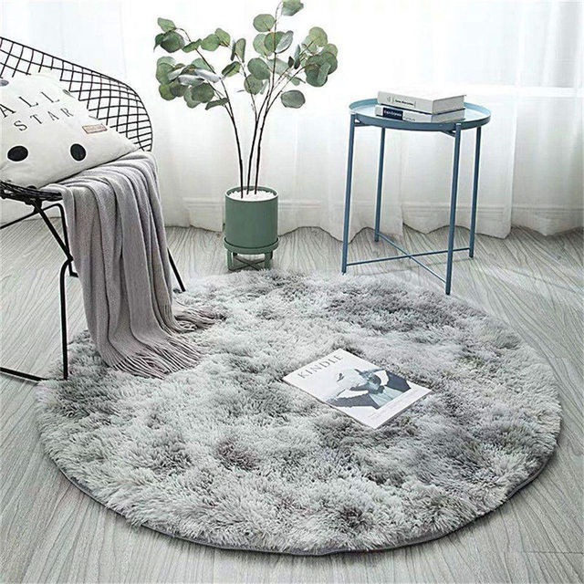 Stylish Fluffy Faux Fur Round Rug Prily